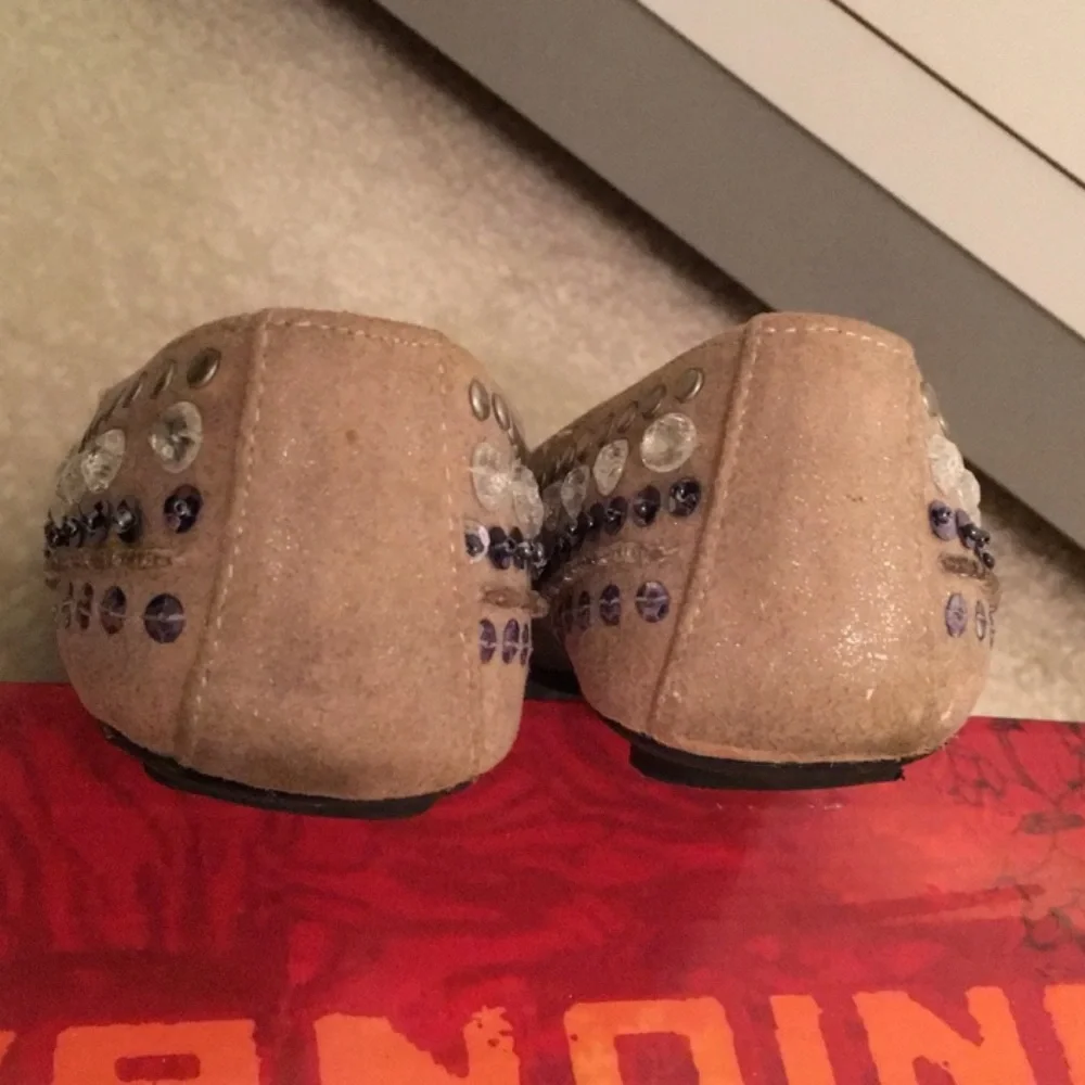 Unionbay Girls Faux Suede Sequin & Stud embellished sparkly ballet flats shoes